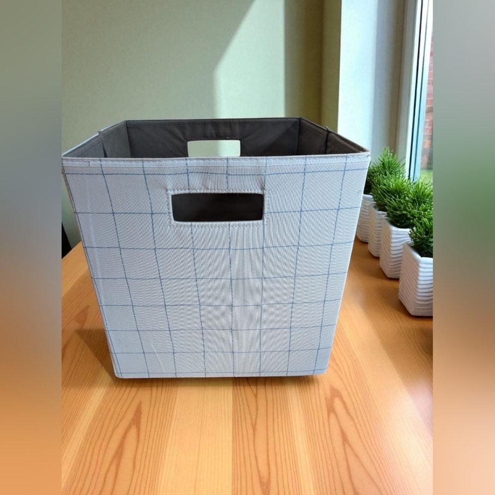 Brightroom™ 13" x 13" Fabric Bin  (EUC) - Picture 8 of 11